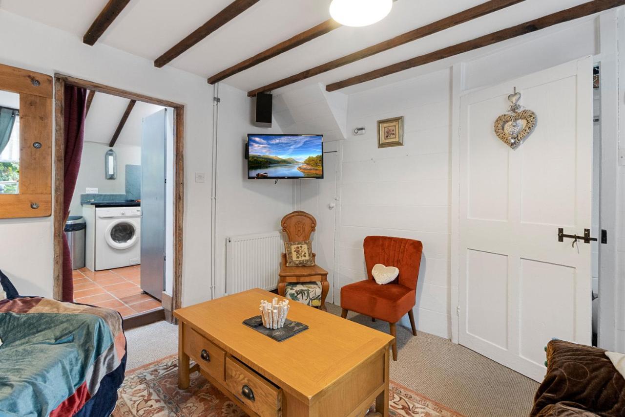 Pip'S Cottage By Staytor Accommodation Exeter Extérieur photo
