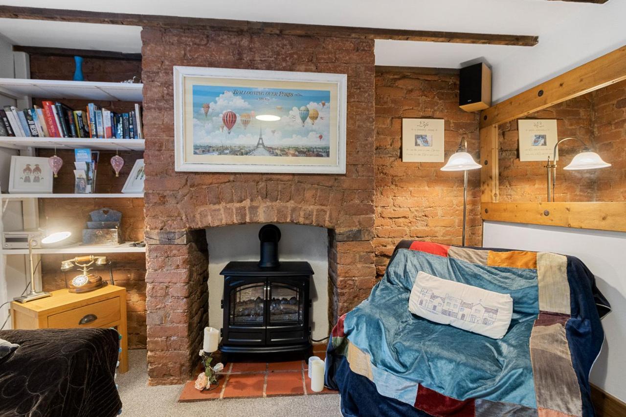Pip'S Cottage By Staytor Accommodation Exeter Extérieur photo